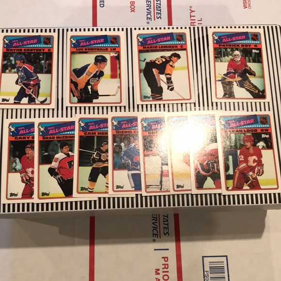 88-89 Topps Hockey All-Star sticker set of 12 - includes Wayne Gretzky - Picture 3 of 3